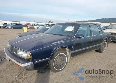1988 Oldsmobile Delta 88 Royale Brougham z USA, uszkodzony, nr VIN 1G3HY54C1JW370983